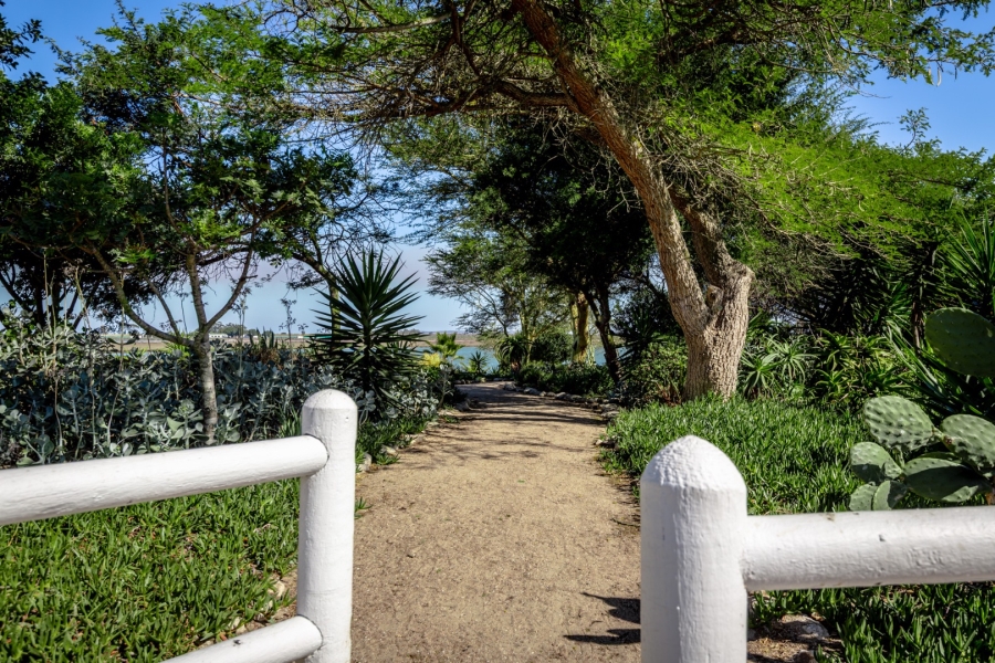 4 Bedroom Property for Sale in Port Owen Western Cape